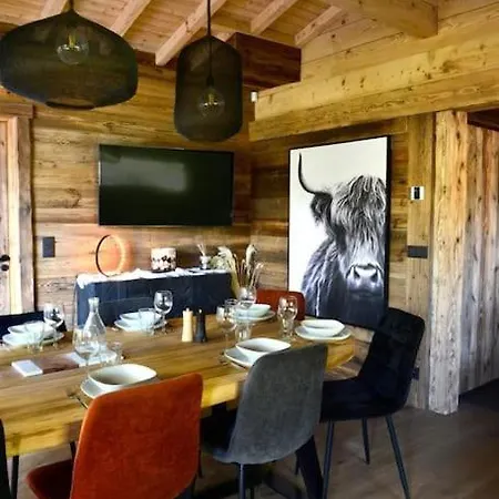 Chalet De Luxe Sur Les Pistes - 5 *