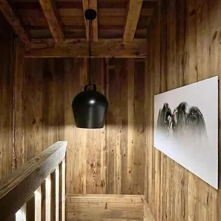 Chalet De Luxe Sur Les Pistes - 5 *